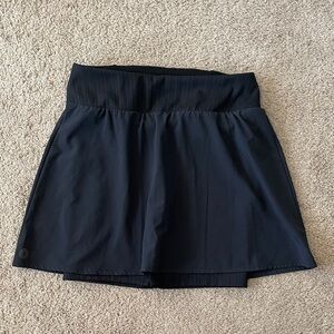 Smartwool Active Skort XS Black Athletic Outdoor Pickleball Tennis Golf Skirt